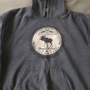 Grand Marais Moose Graphic Pullover Hoodie - Dark Charcoal
